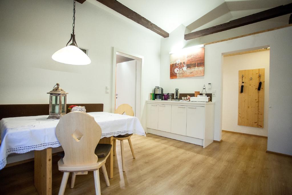 Gaestehaus Waldrand Garni Визинг Экстерьер фото